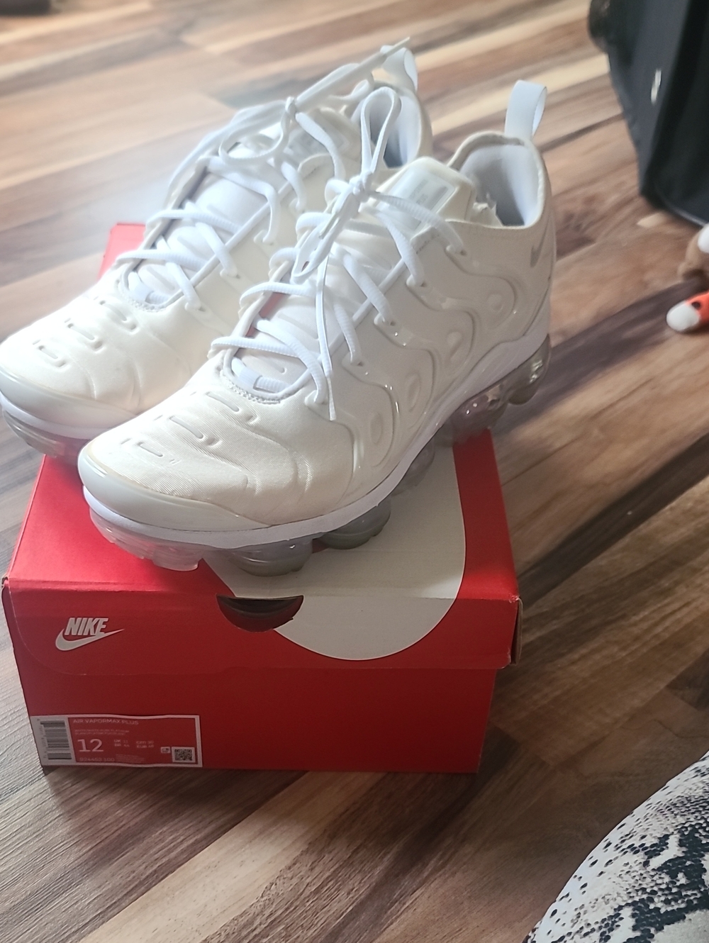 Mens Nike White and Clear Air-Cushioned Sneakers